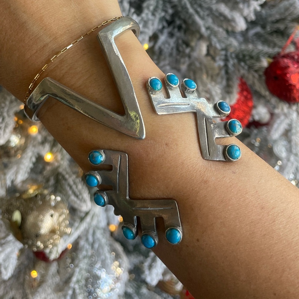 🦋2 BANDITS🦋 2 silver & turquoise cuffs